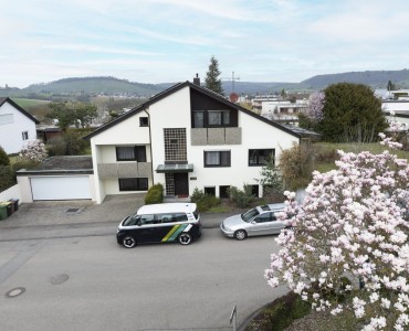 EINFAMILIENHAUS IN TOP LAGE mit großem Garten, PV-Anlage und Ausbaupotential